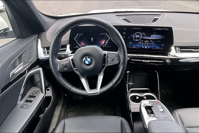 Used 2026 BMW X1 xDrive28i AWD/4WD image 5