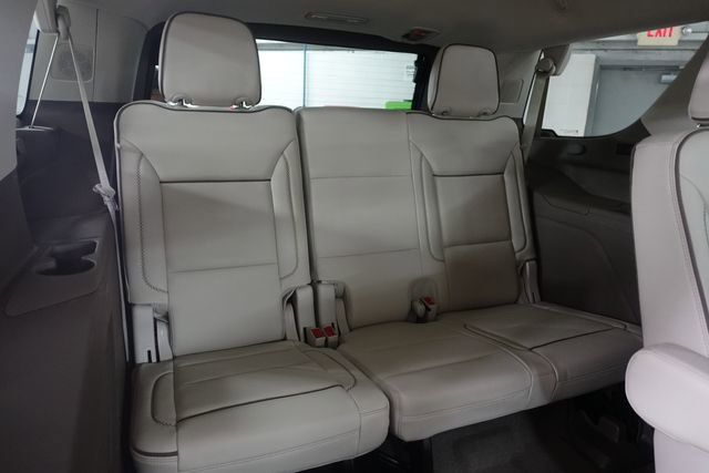 Used 2021 GMC Yukon Denali w/ Denali Premium Package AWD/4WD image 30