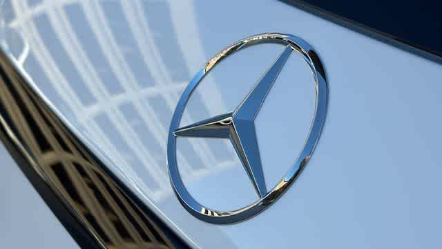Used 2026 Mercedes-Benz GLC 300 4MATIC image 9