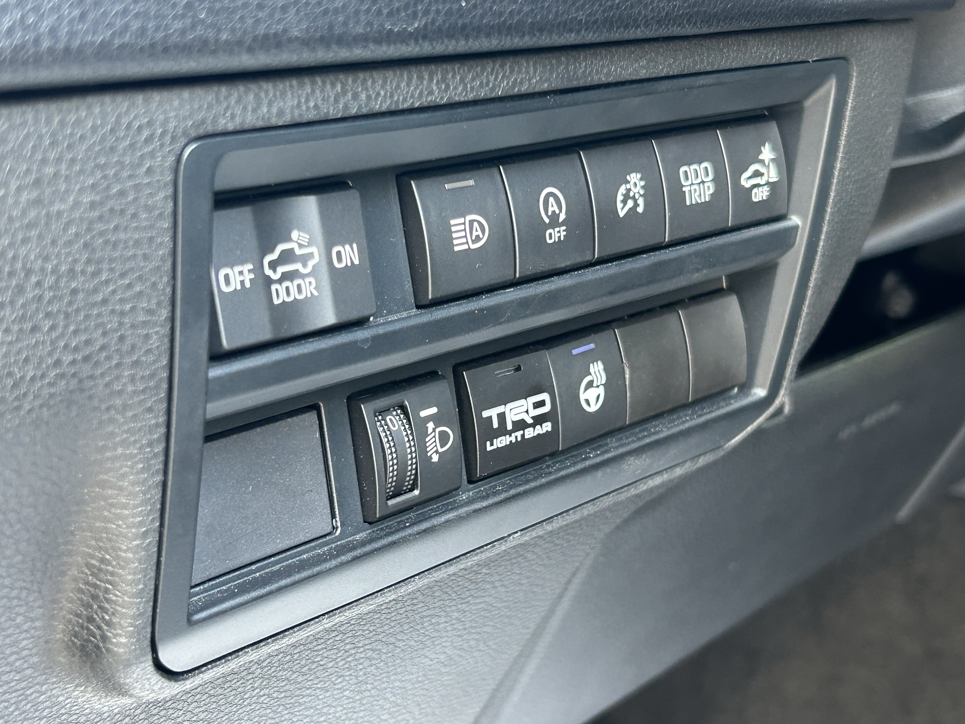 Certified 2023 Toyota Tundra SR5 w/ SR5 Convenience Package AWD/4WD image 15