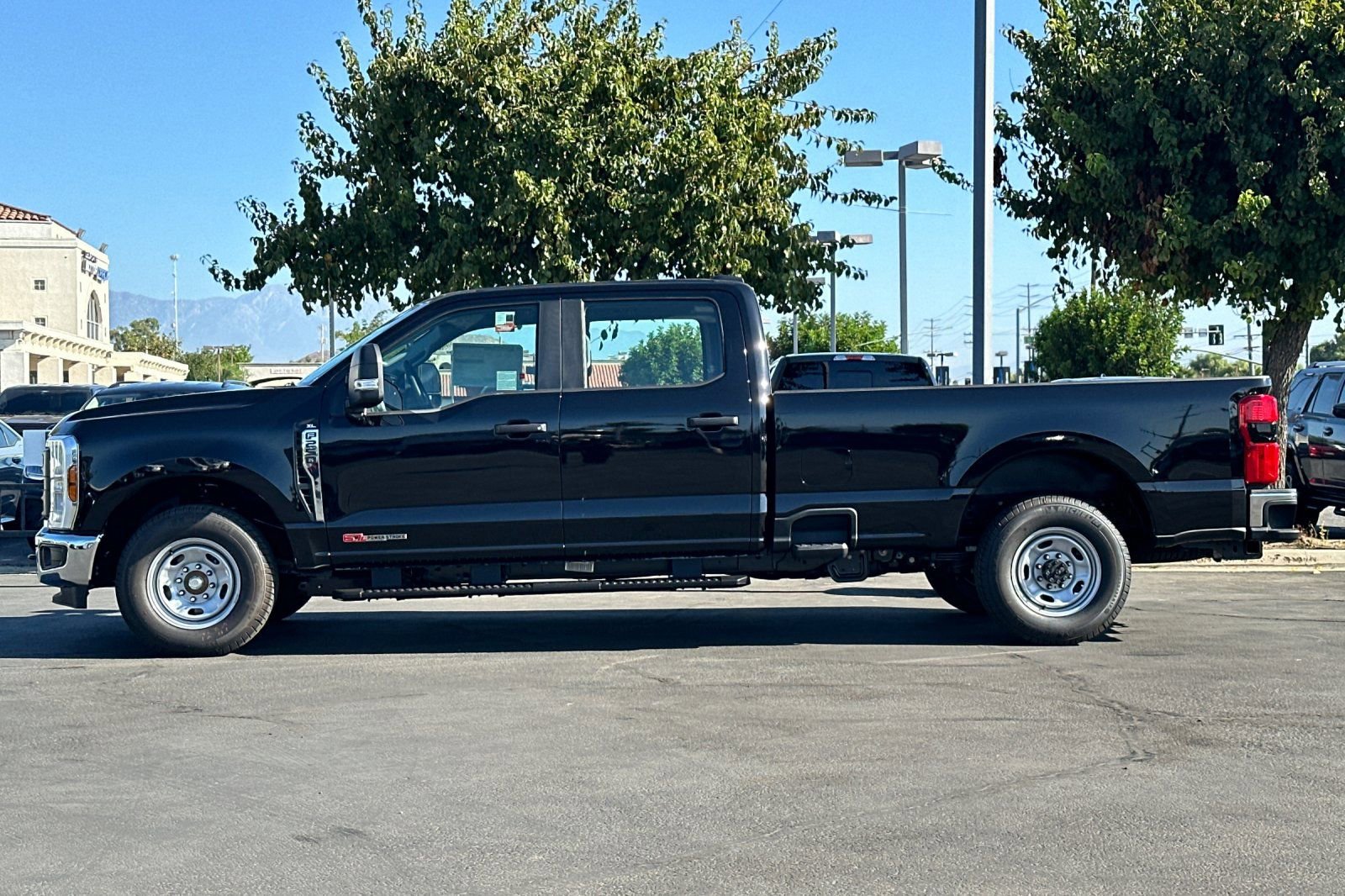 New 2026 Ford F250 XL w/ 360-Degree Camera Package image 7