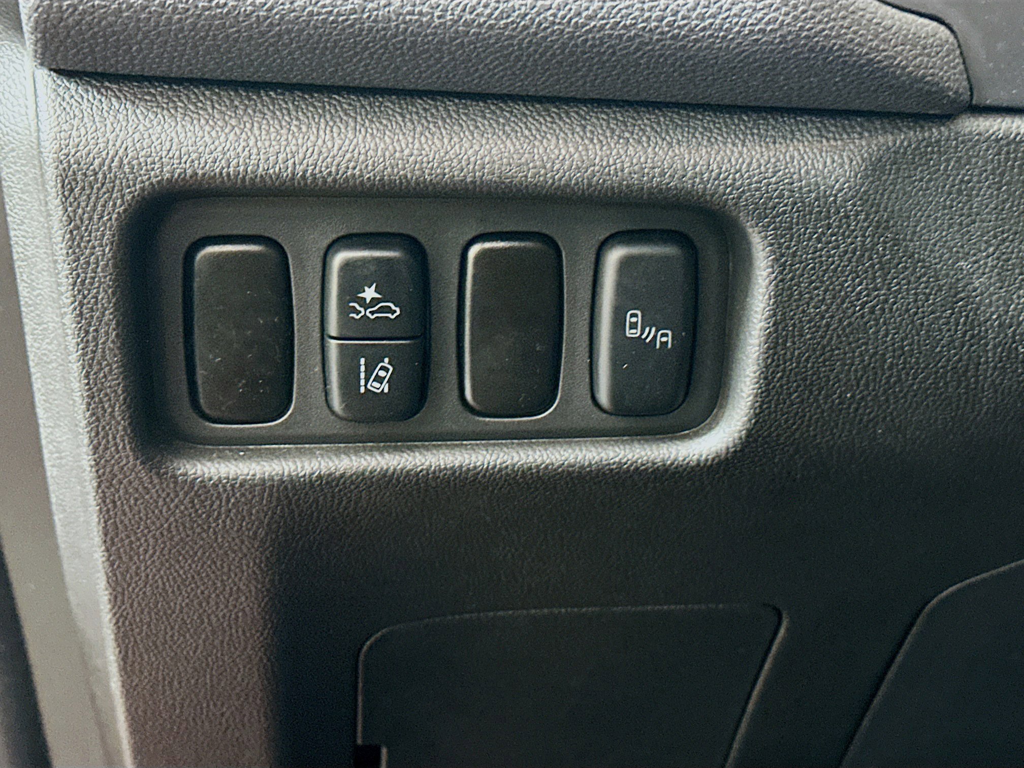 Used 2025 Mitsubishi Outlander Sport SE image 17