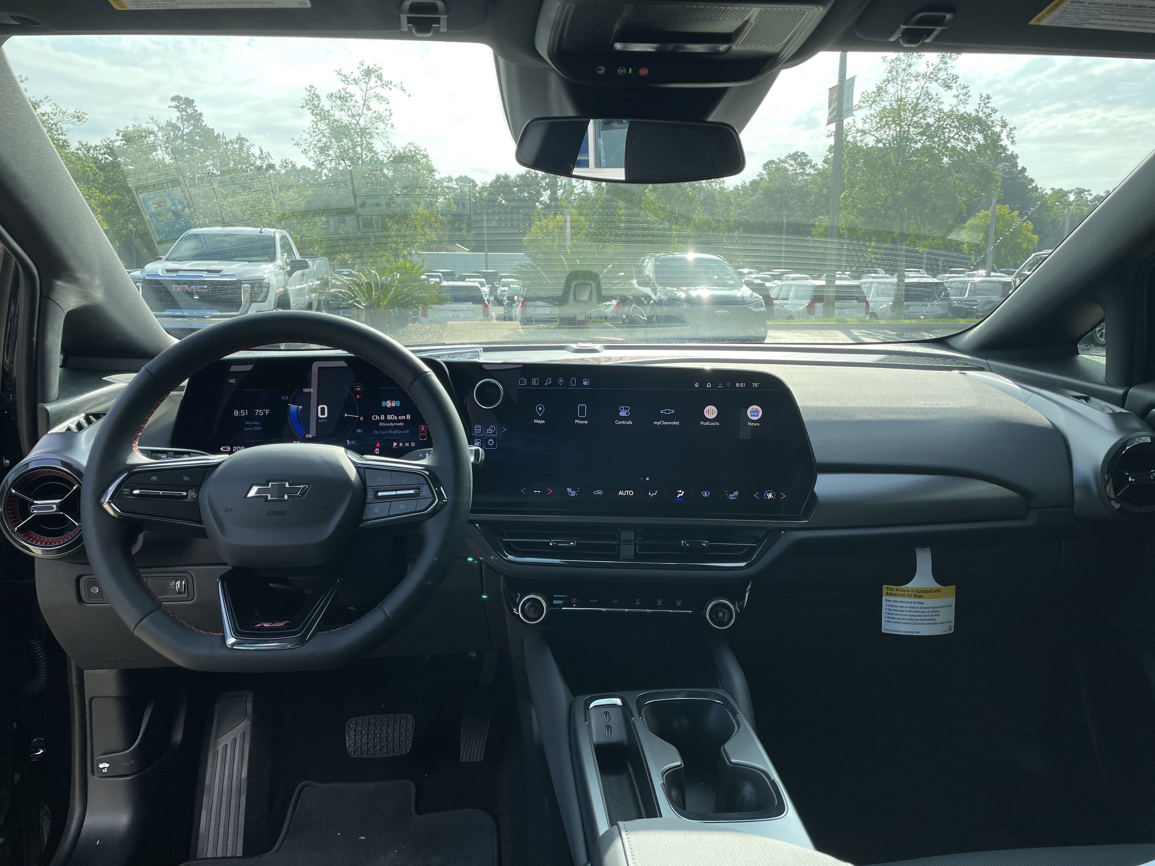 New 2025 Chevrolet Equinox EV RS image 65