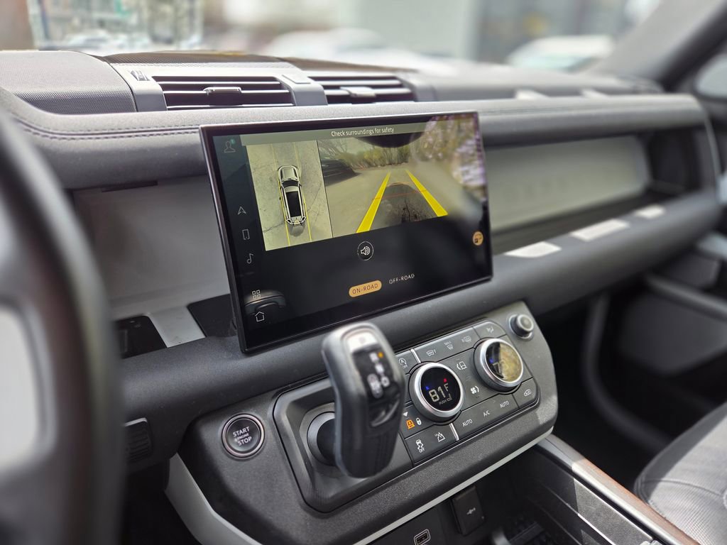 Used 2023 Land Rover Defender 130 X-Dynamic SE AWD/4WD image 16