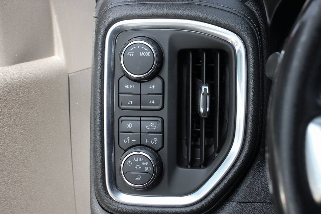 Used 2020 Chevrolet Silverado 1500 RST AWD/4WD image 20