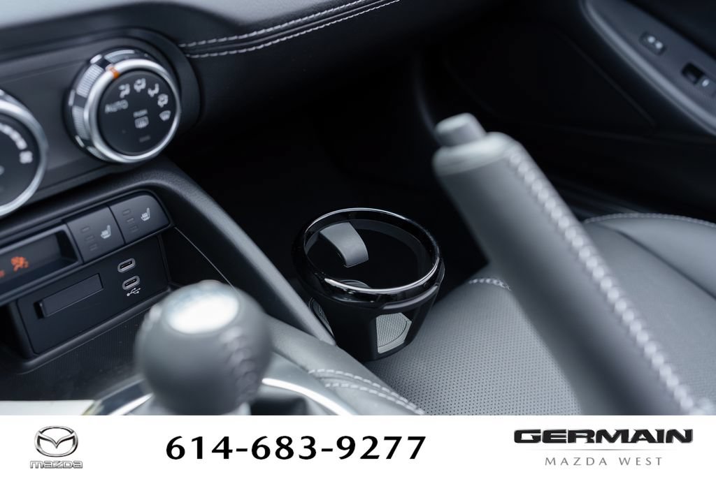 New 2026 MAZDA MX-5 Miata RF Grand Touring RWD image 26