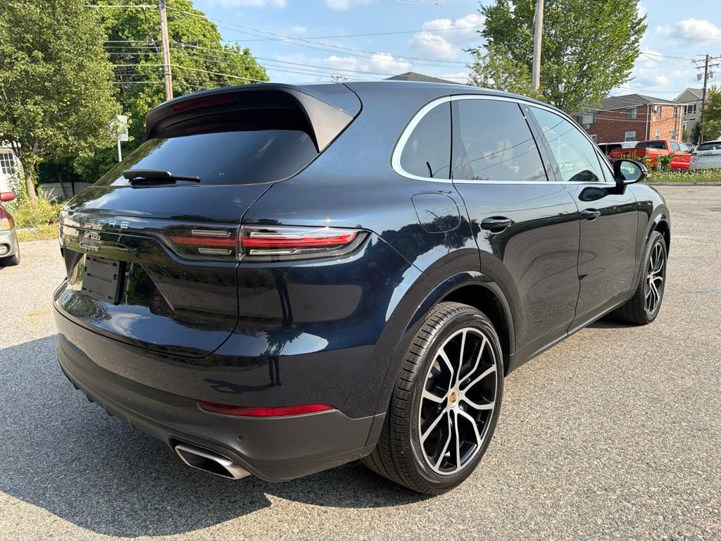 Used 2020 Porsche Cayenne AWD/4WD image 7