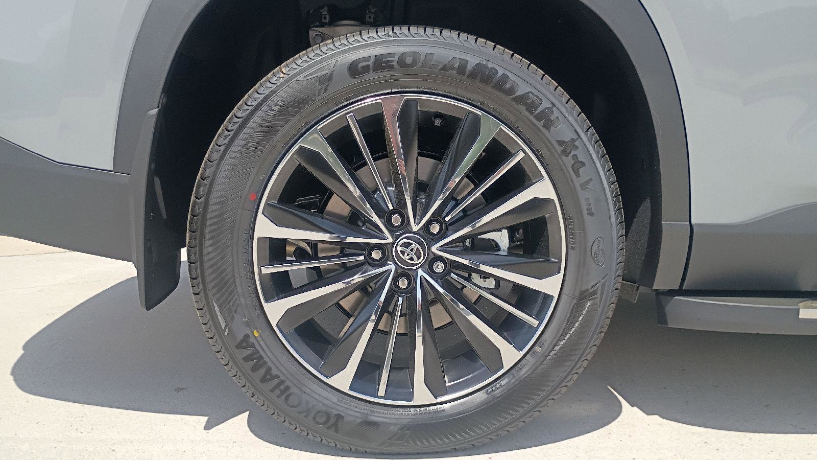 New 2026 Toyota Grand Highlander AWD Hybrid image 26