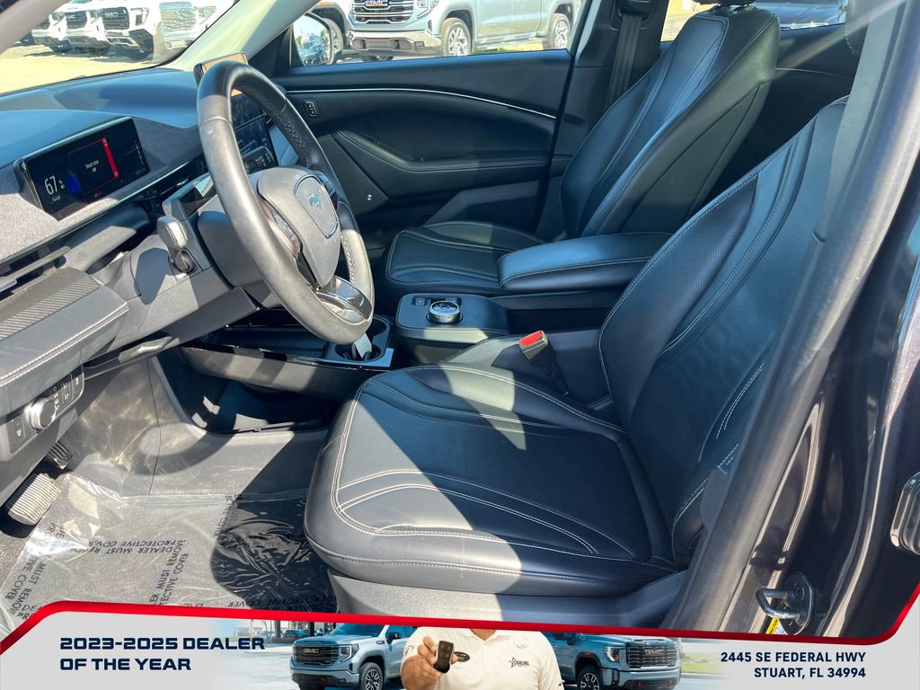 Used 2022 Ford Mustang Mach-E Premium image 9