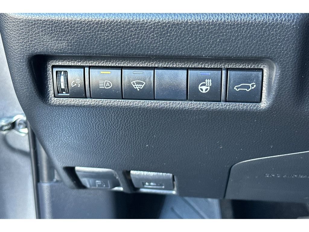 Certified 2021 Toyota RAV4 XLE Premium image 31