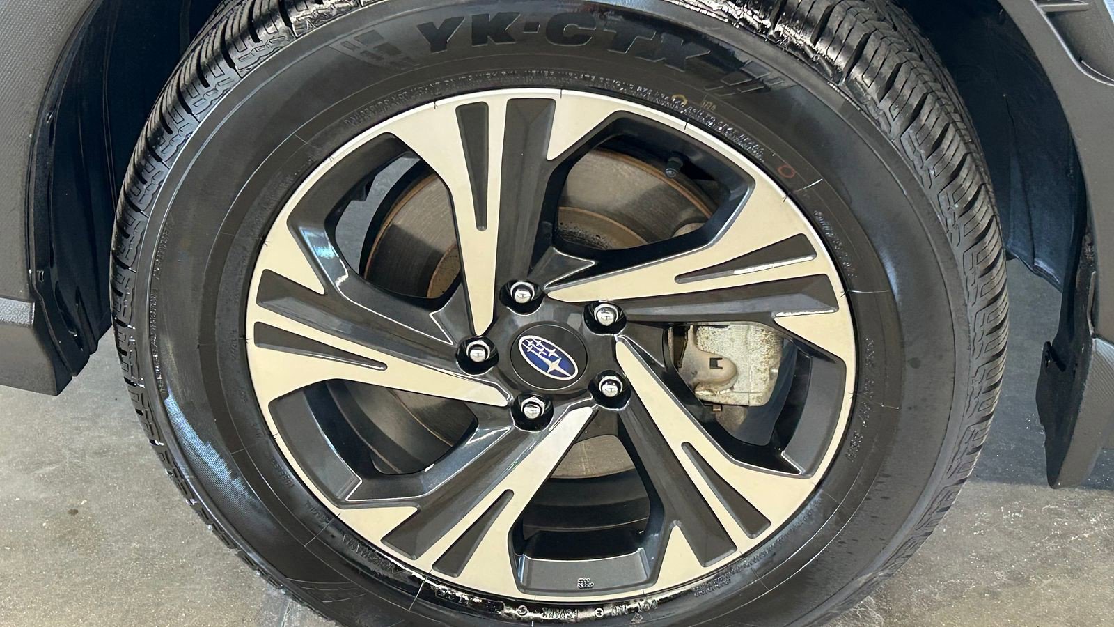 Used 2024 Subaru Crosstrek 2.0i Premium image 9