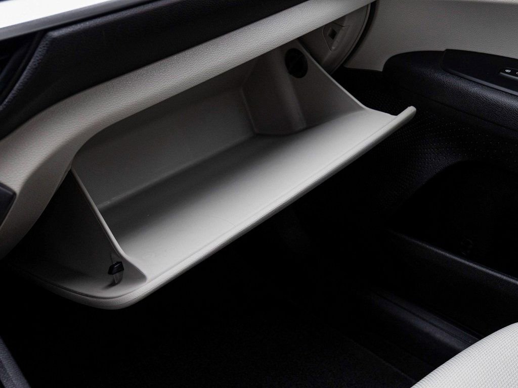 Used 2023 Kia Forte LXS image 19