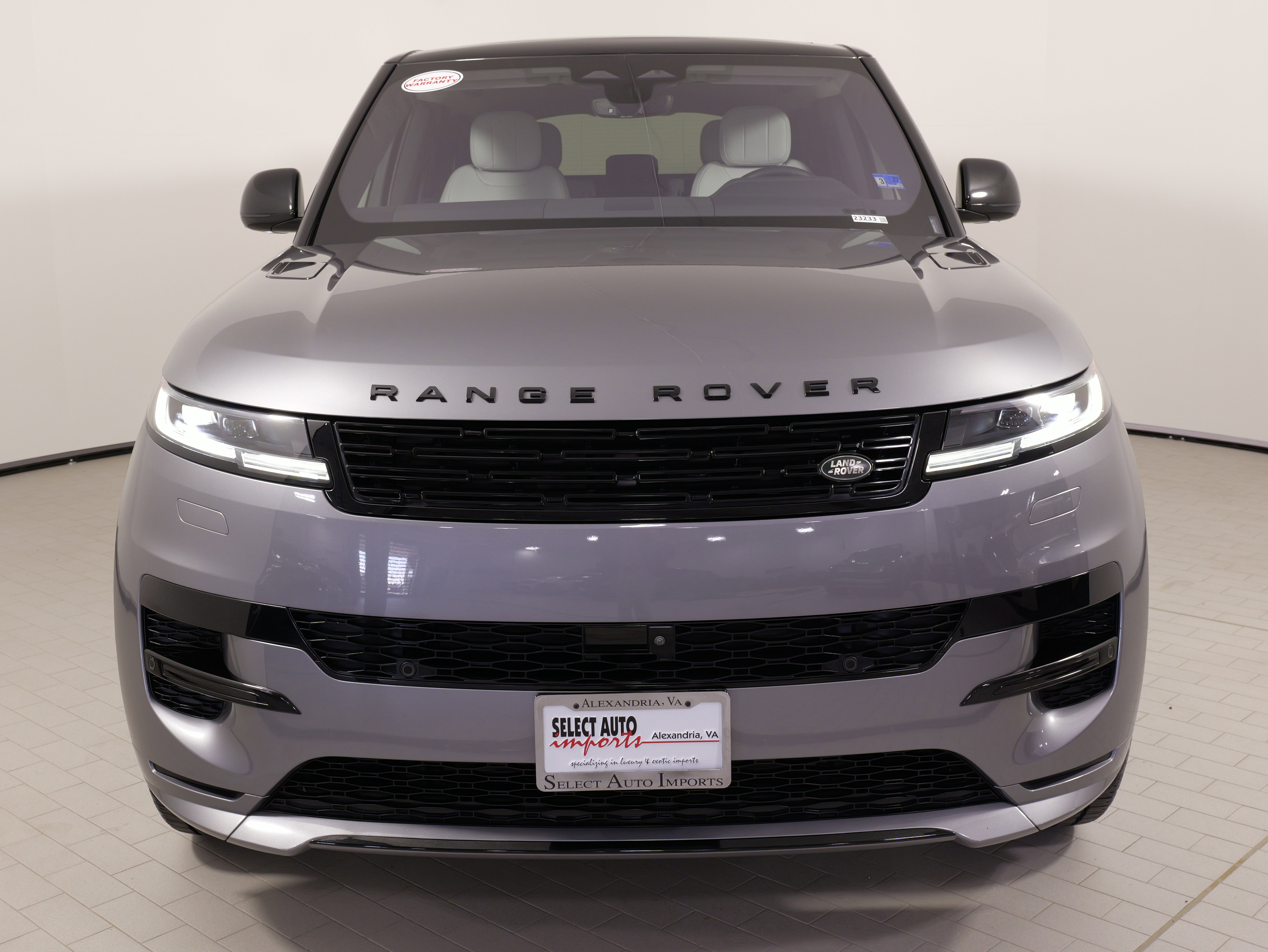 Used 2023 Land Rover Range Rover Sport SE Dynamic image 5