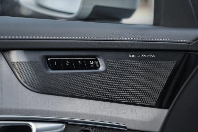 New 2026 Volvo XC90 B6 Ultra w/ Protection Package image 38