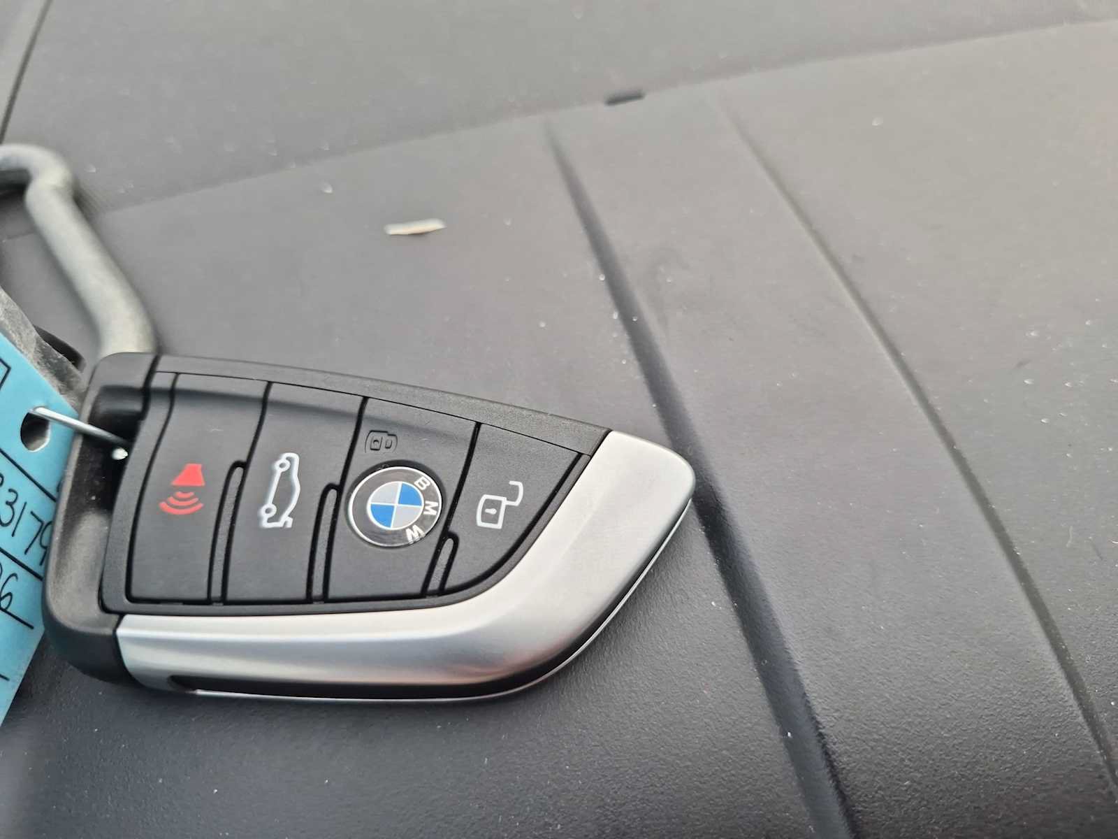 New 2026 BMW 330i xDrive Sedan w/ Premium Package AWD/4WD image 36