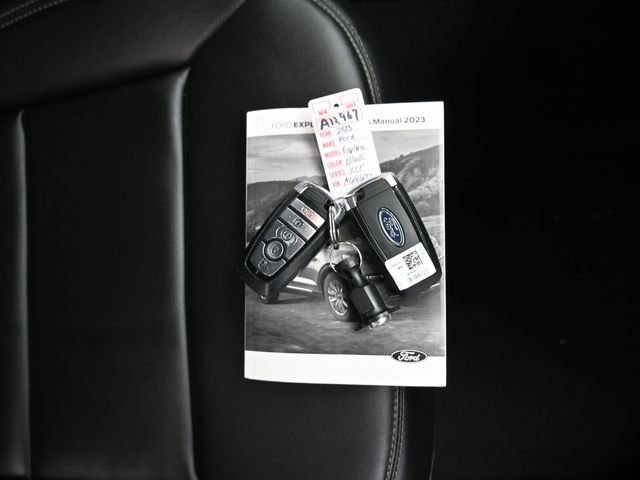 Used 2023 Ford Explorer XLT w/ Equipment Group 202A image 12