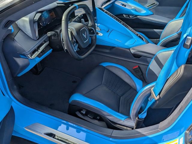 Used 2022 Chevrolet Corvette Stingray Premium Conv w/ Z51 Performance Package image 8
