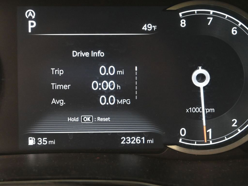 Used 2023 Genesis GV70 2.5T w/ Advanced Package image 12