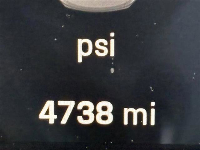 Used 2024 Porsche Taycan 4S image 7