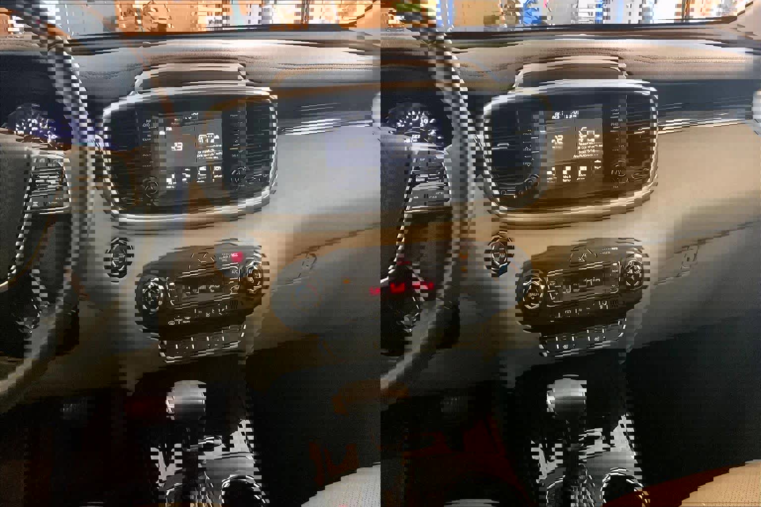 Used 2020 Kia Sorento EX FWD image 6