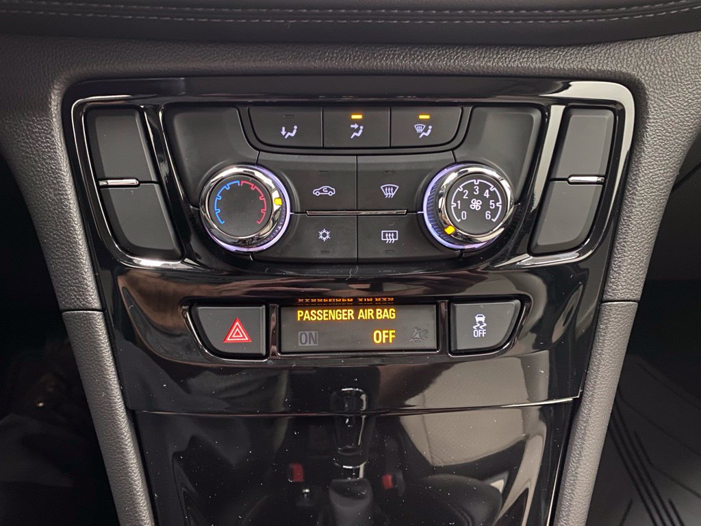 Used 2019 Buick Encore Sport Touring w/ Safety Package AWD/4WD image 20
