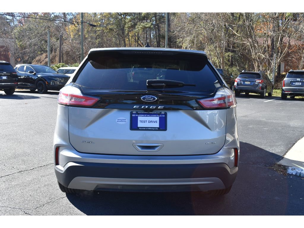 Used 2023 Ford Edge SEL image 4