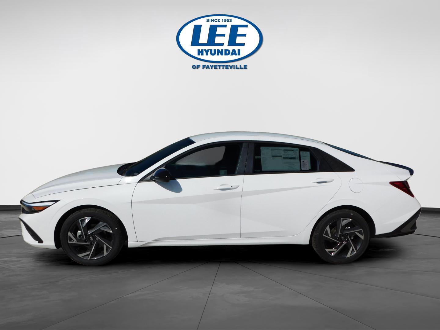 Certified 2025 Hyundai Elantra Sport FWD image 6