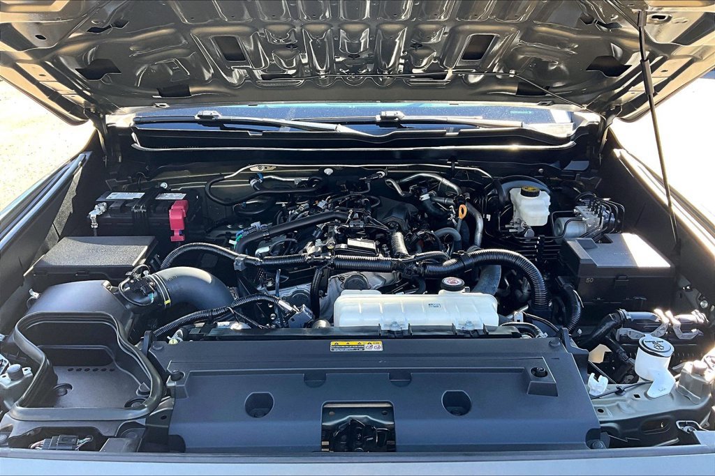 Used 2024 Toyota Tacoma TRD Sport AWD/4WD image 33