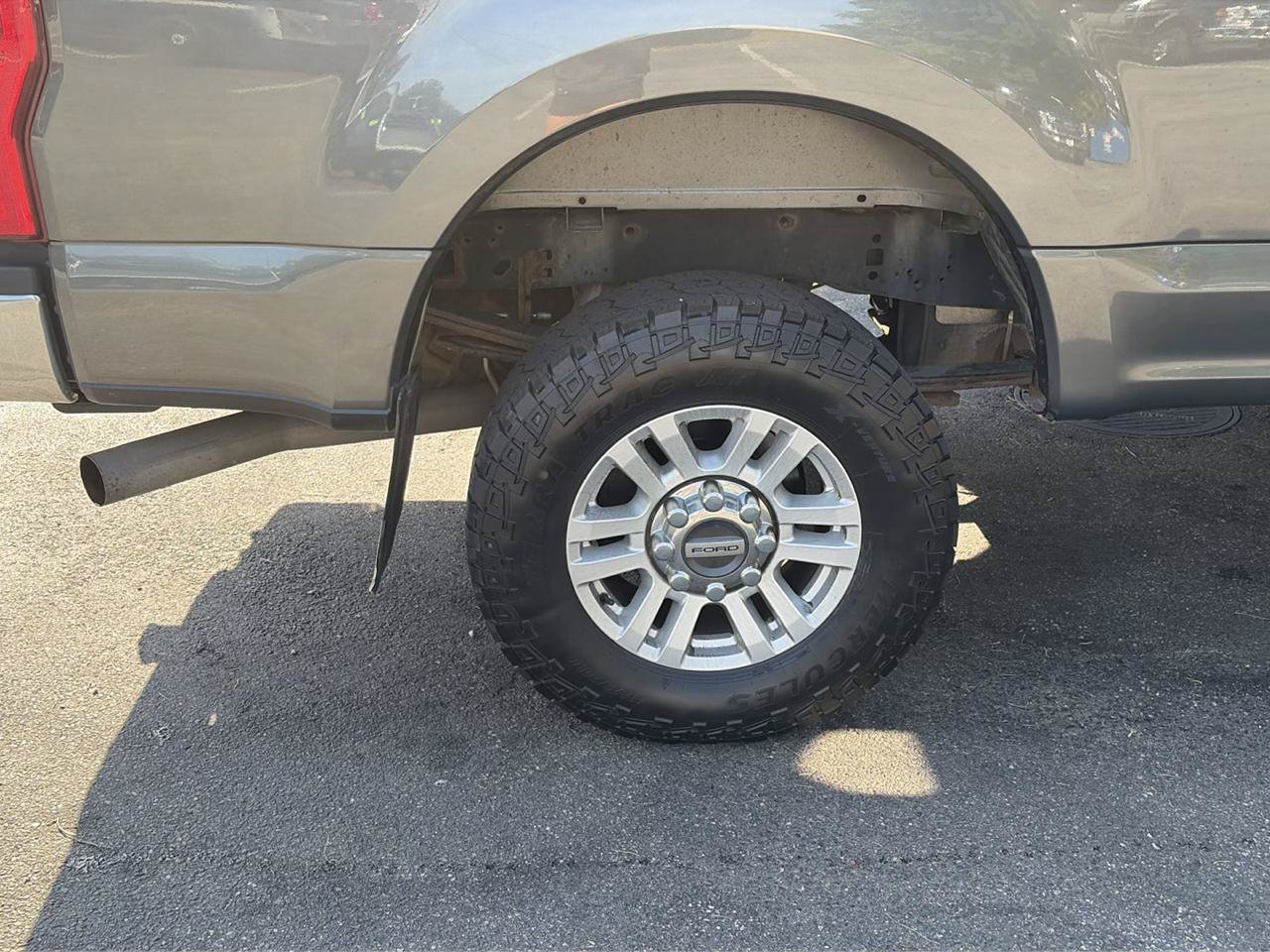 Used 2019 Ford F250 XLT w/ XLT Value Package AWD/4WD image 16
