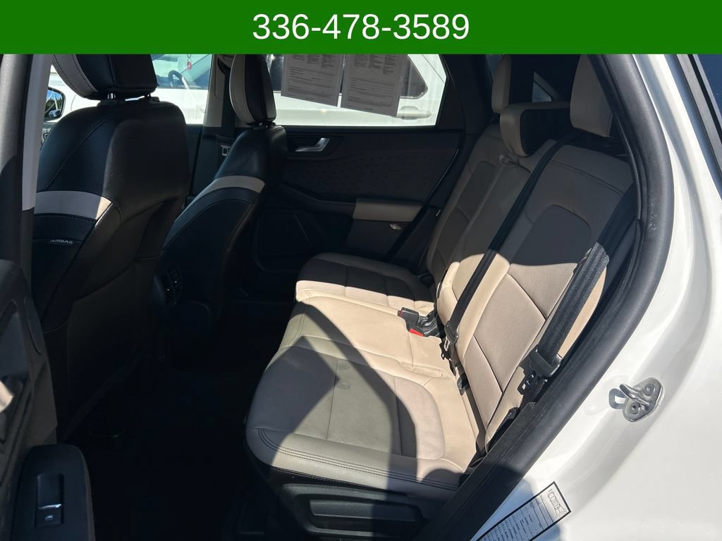 Used 2020 Ford Escape Titanium AWD/4WD image 20