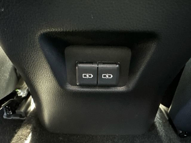 Used 2025 Toyota RAV4 XLE image 18