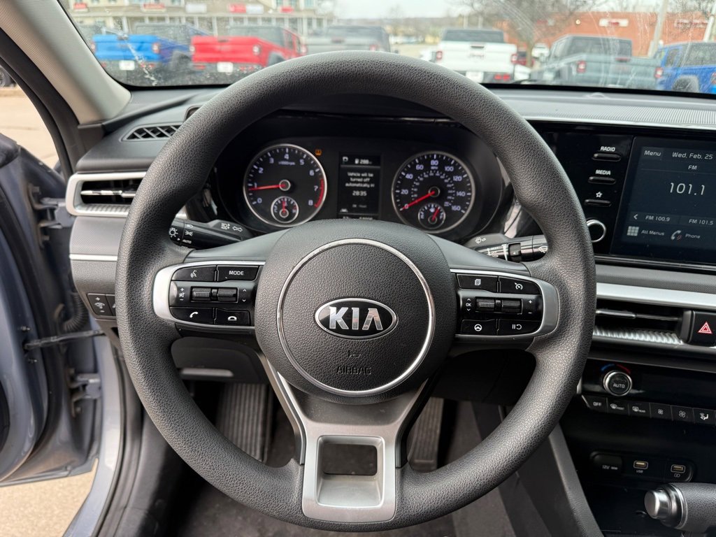 Used 2021 Kia K5 LXS image 15