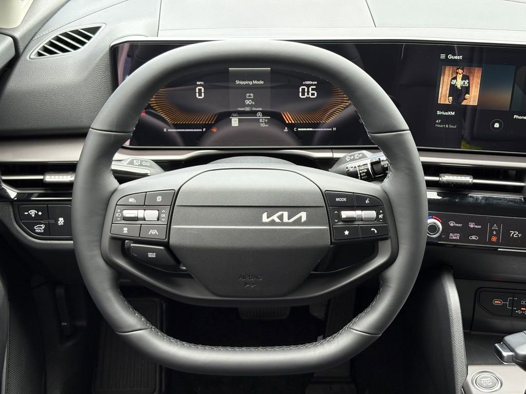 New 2026 Kia Sportage EX FWD image 32