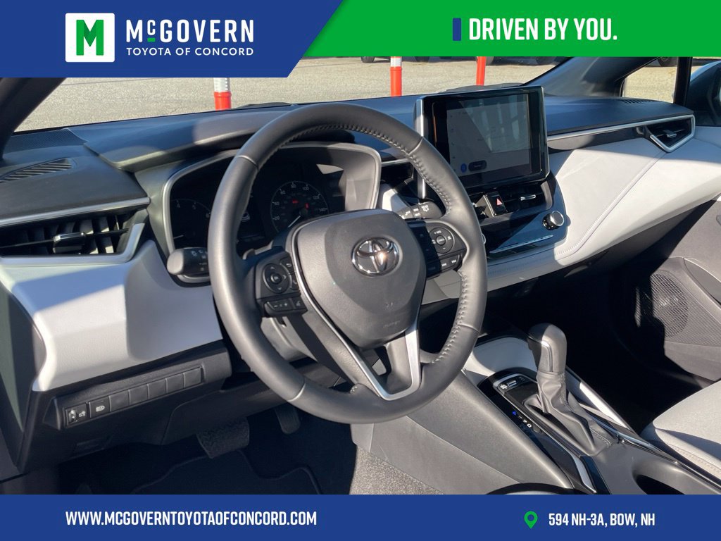 Used 2025 Toyota Corolla SE FWD image 13