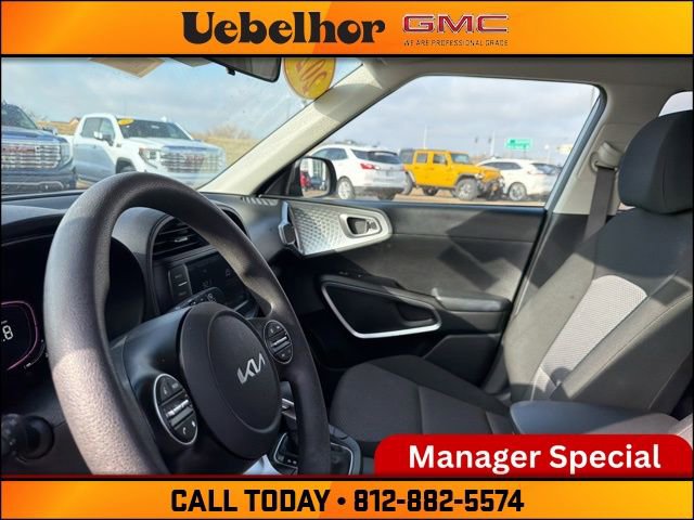 Used 2024 Kia Soul LX w/ Option Group 015 image 21