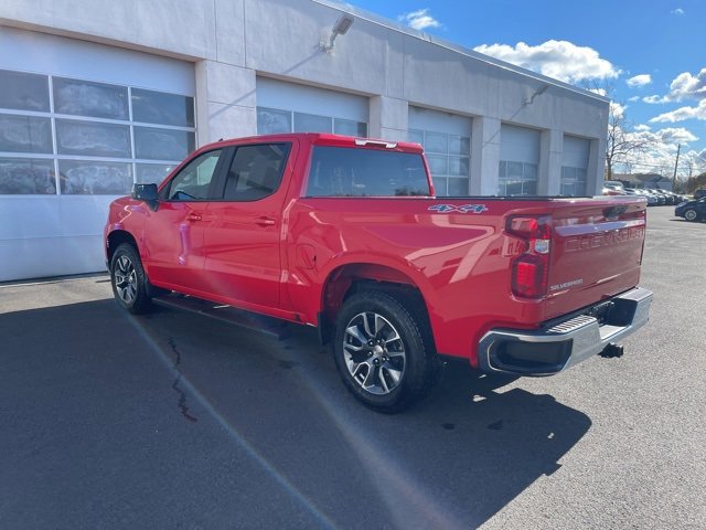 Used 2025 Chevrolet Silverado 1500 LT image 6