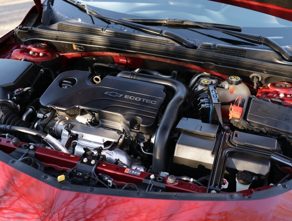 Used 2017 Chevrolet Malibu LT w/ Leather Package image 30