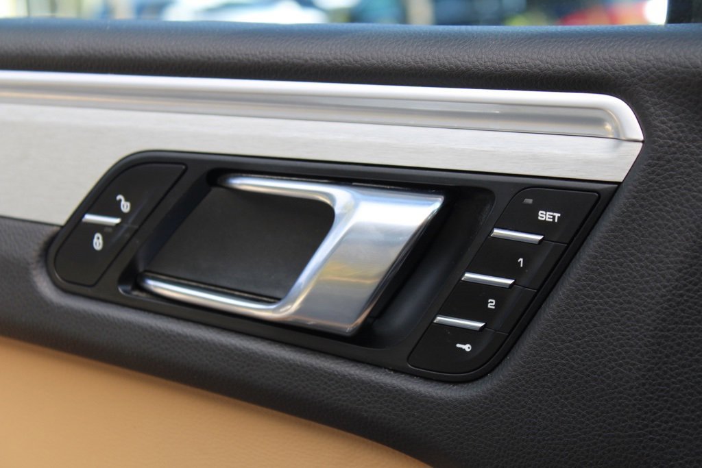 Used 2017 Porsche Macan GTS image 18