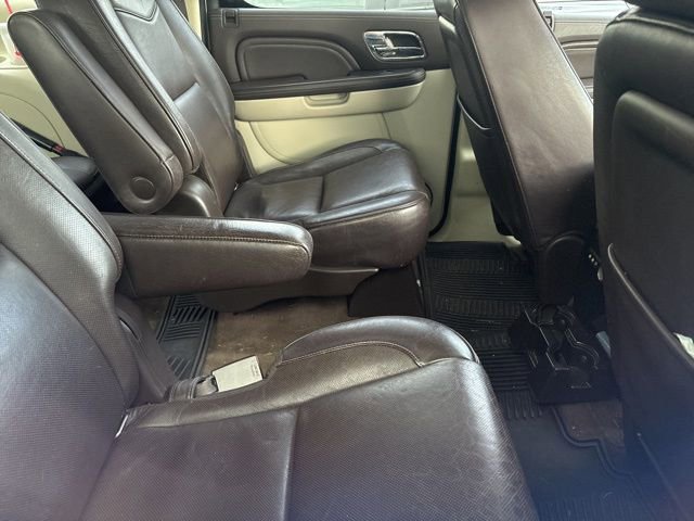 Used 2011 Cadillac Escalade ESV Platinum image 8