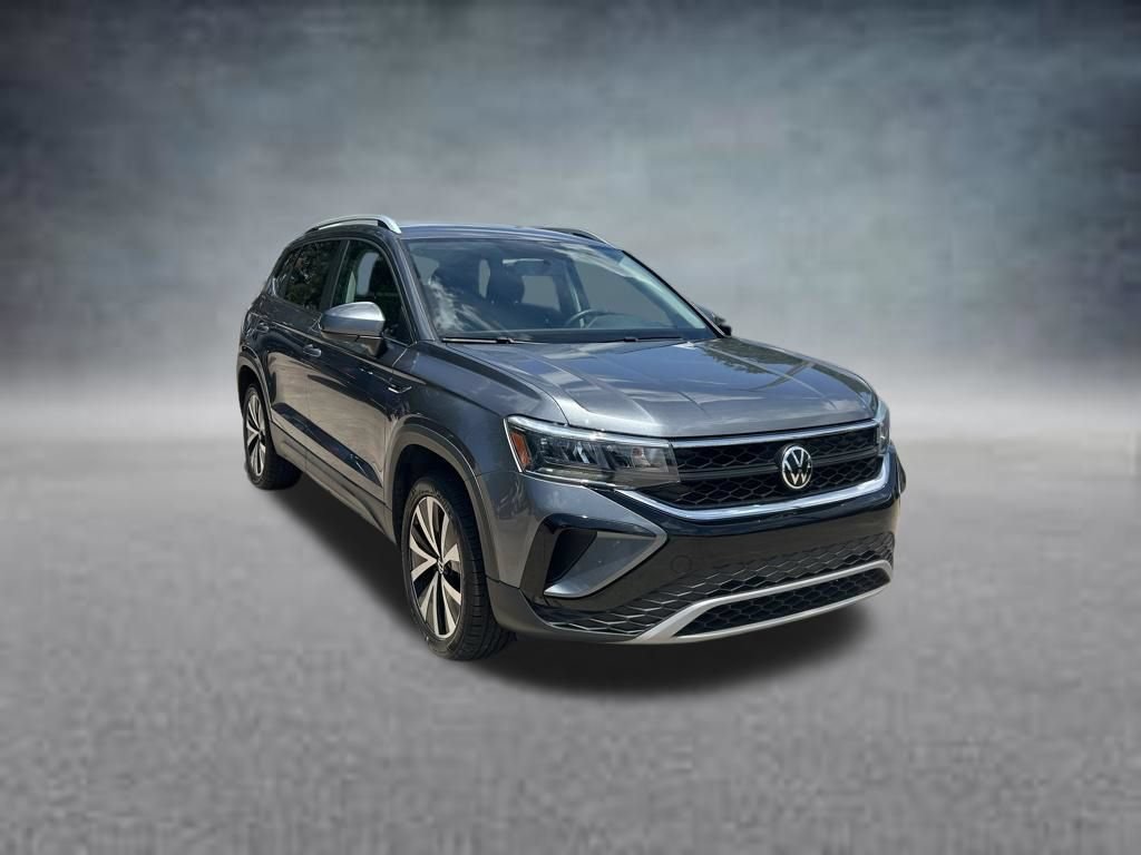 Certified 2022 Volkswagen Taos SE AWD/4WD image 7