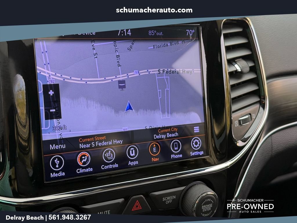 Used 2020 Jeep Grand Cherokee Limited AWD/4WD image 21