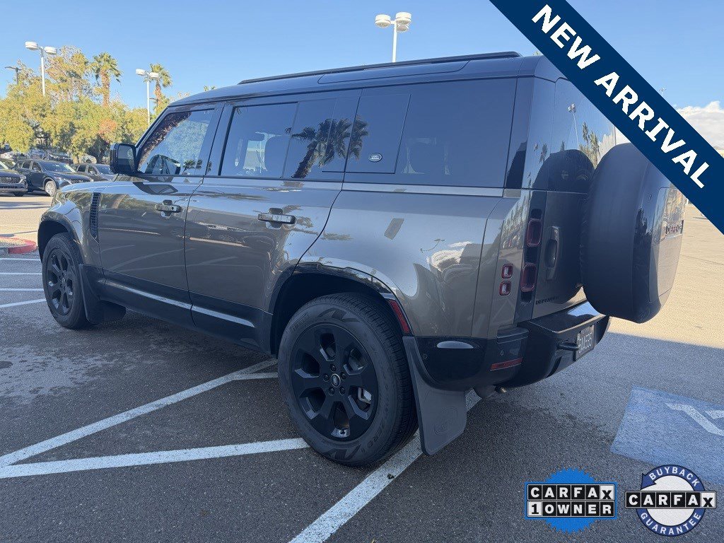 Used 2024 Land Rover Defender 110 X-Dynamic SE image 4