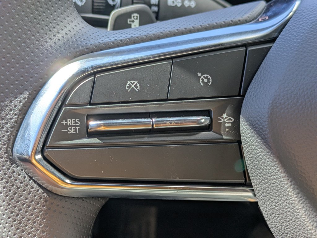 New 2026 Chevrolet Equinox EV LT FWD image 24