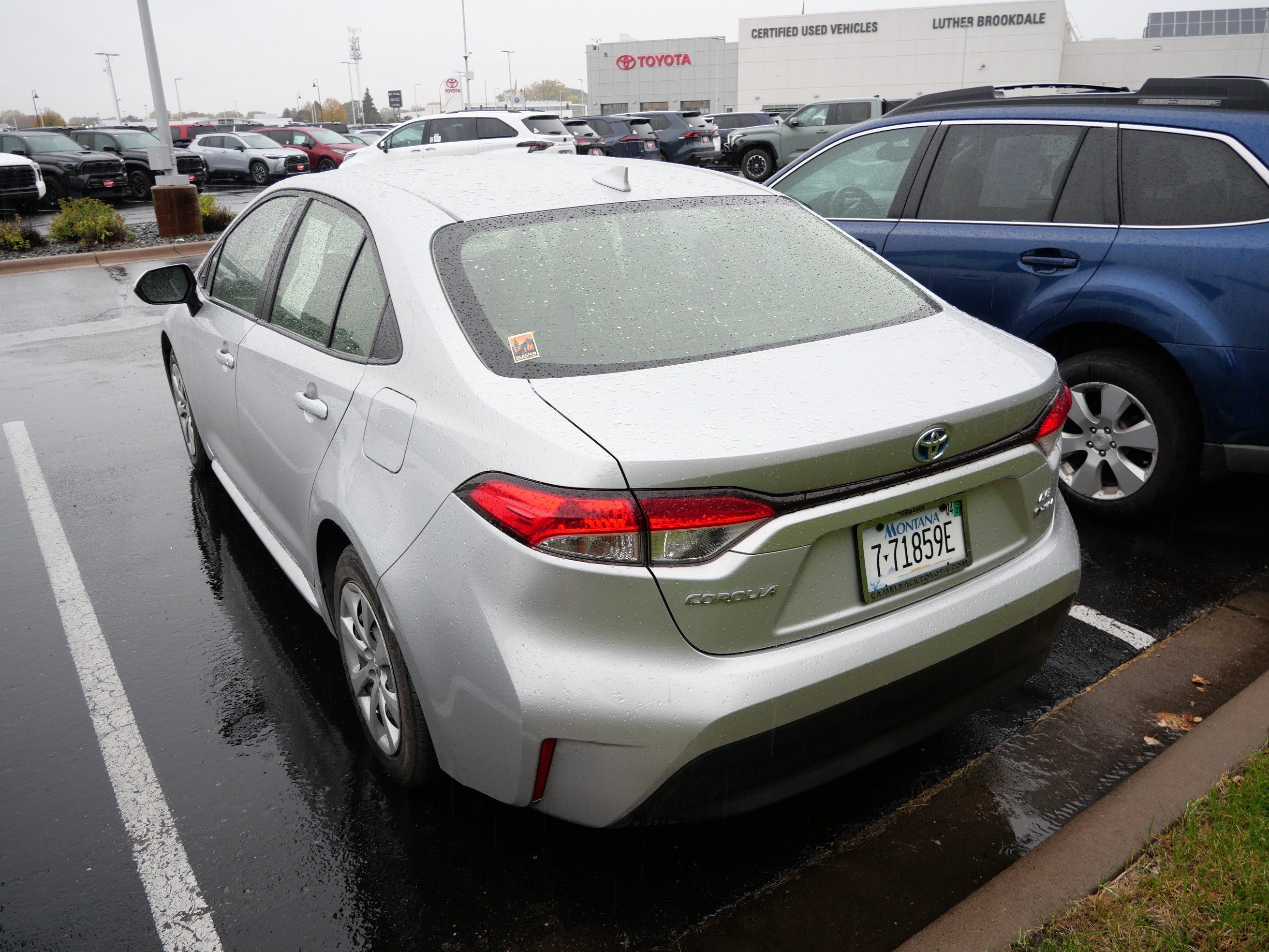 Certified 2025 Toyota Corolla LE FWD image 8