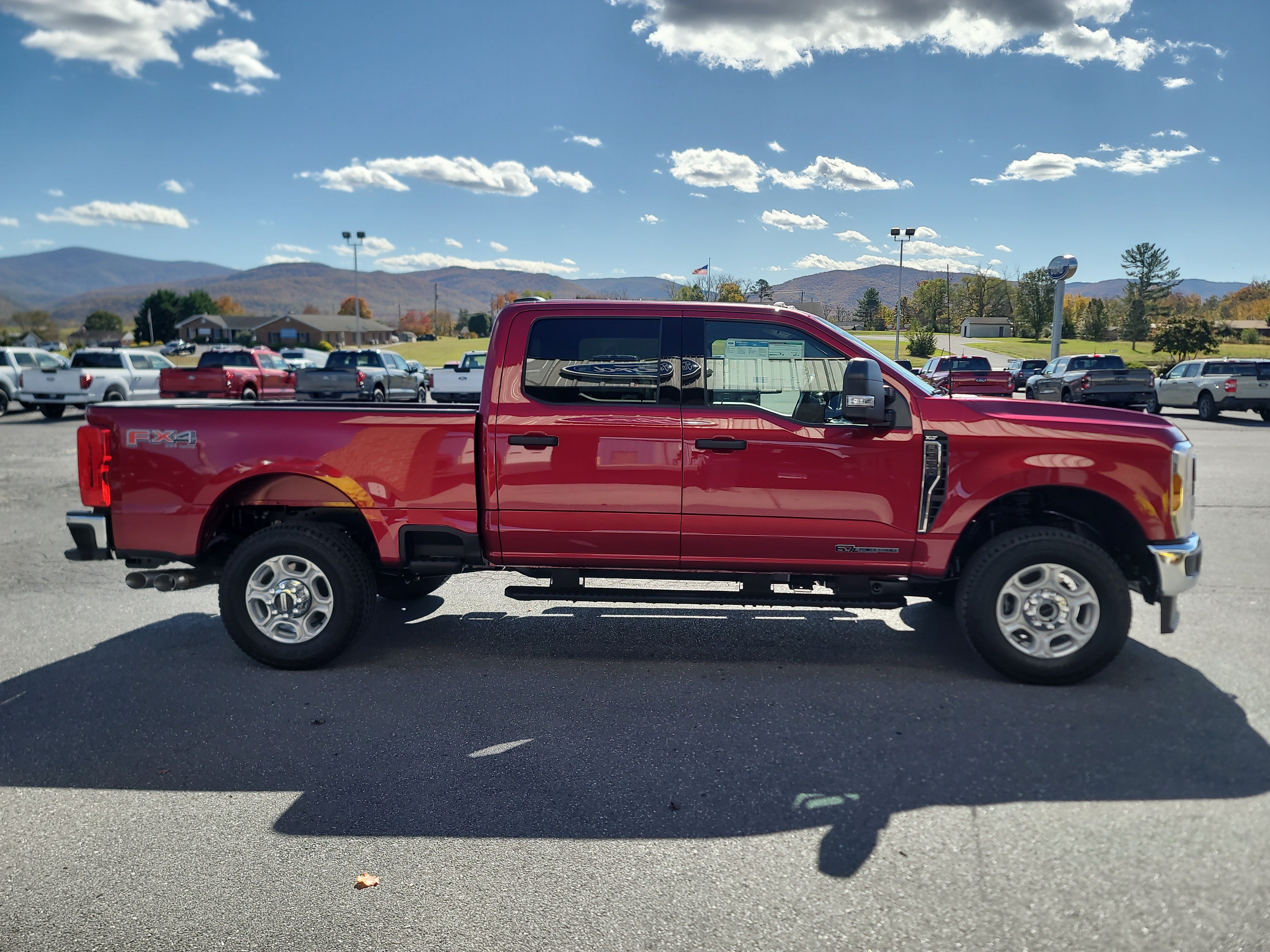 New 2026 Ford F350 XLT w/ FX4 Off-Road Package AWD/4WD image 5
