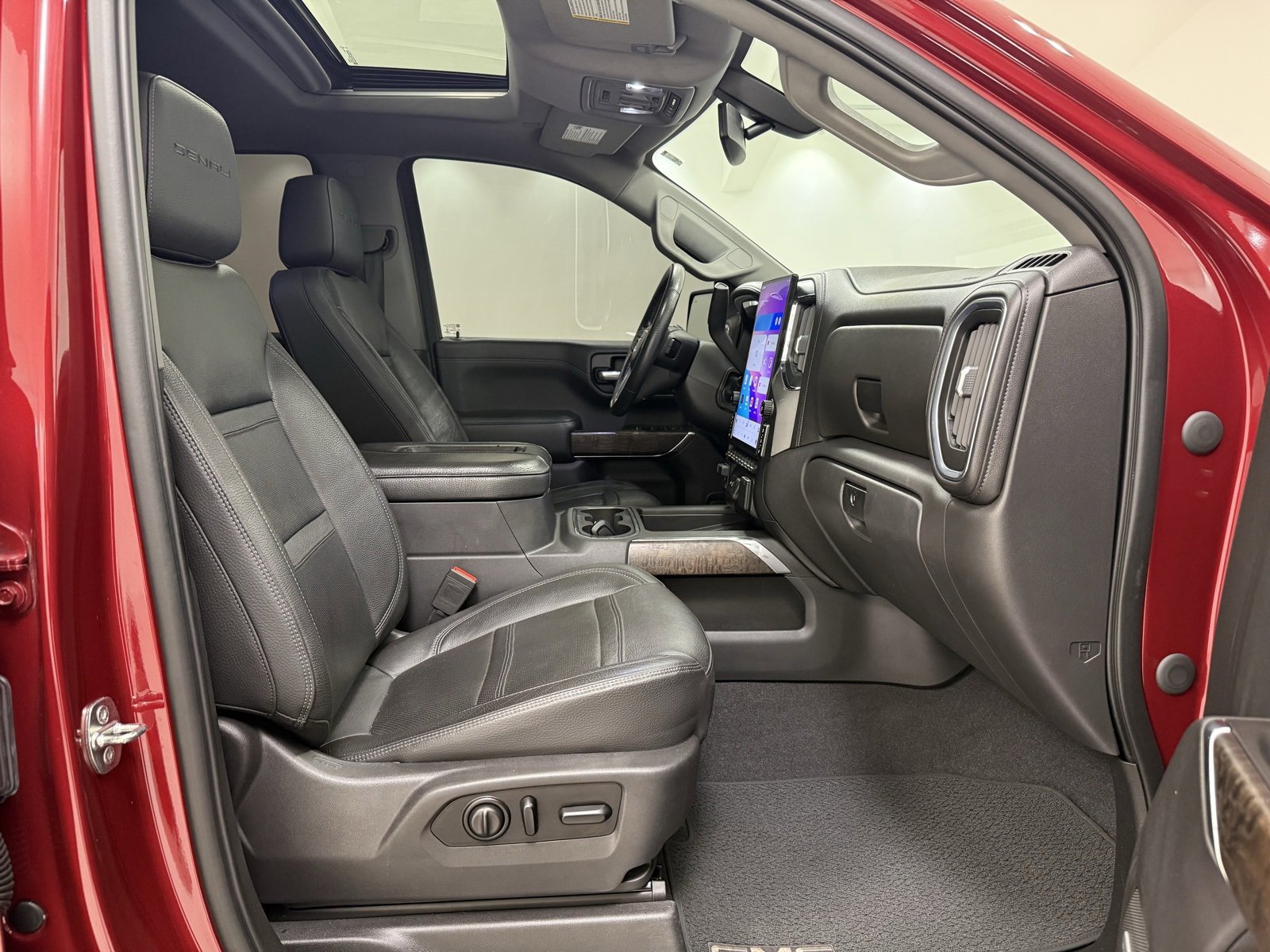 Used 2020 GMC Sierra 1500 Denali image 34