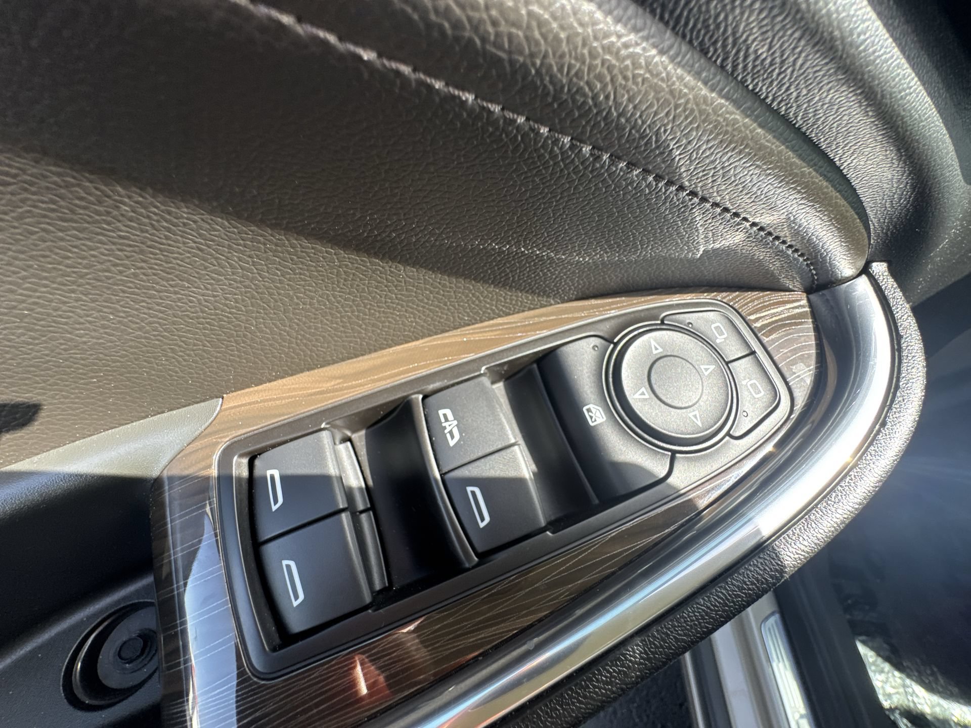 Certified 2022 Chevrolet Malibu Premier FWD image 13