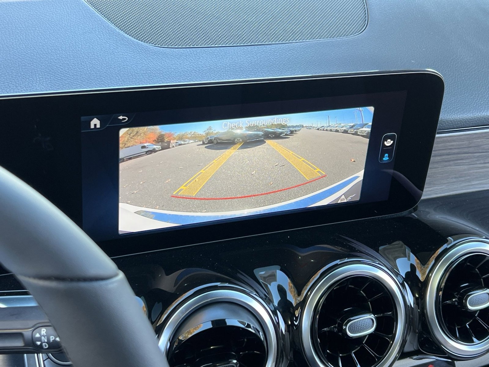 Certified 2026 Mercedes-Benz GLB 250 4MATIC image 17