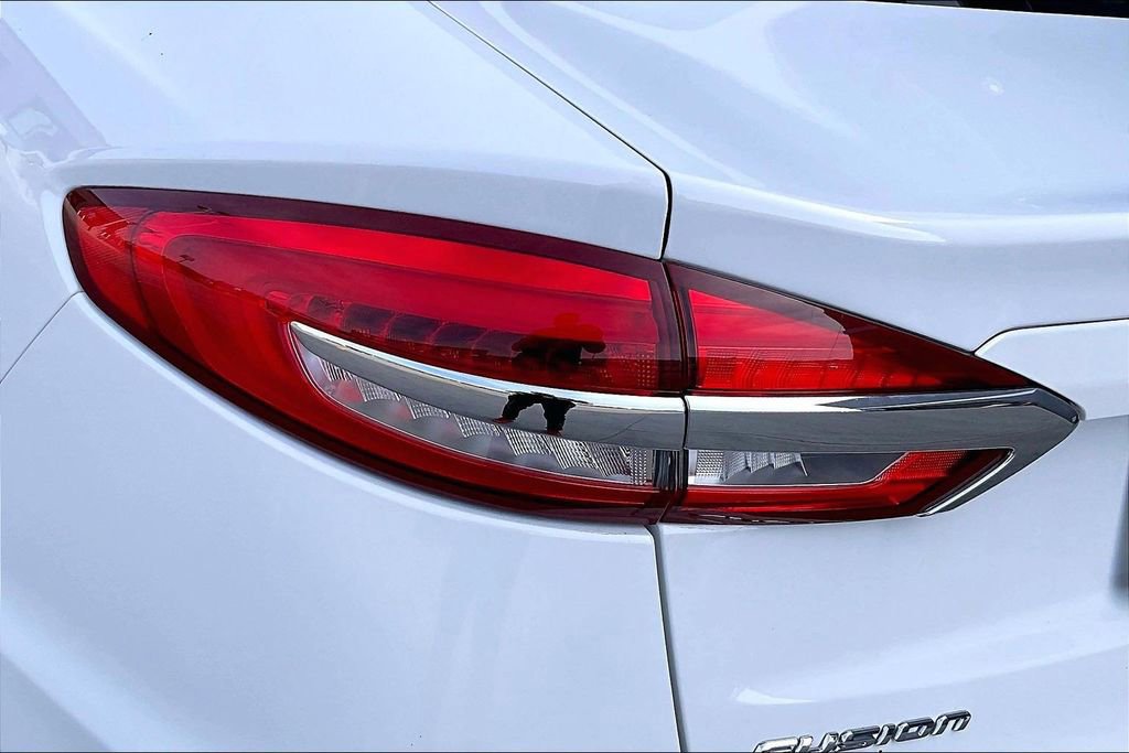 Used 2020 Ford Fusion S image 28