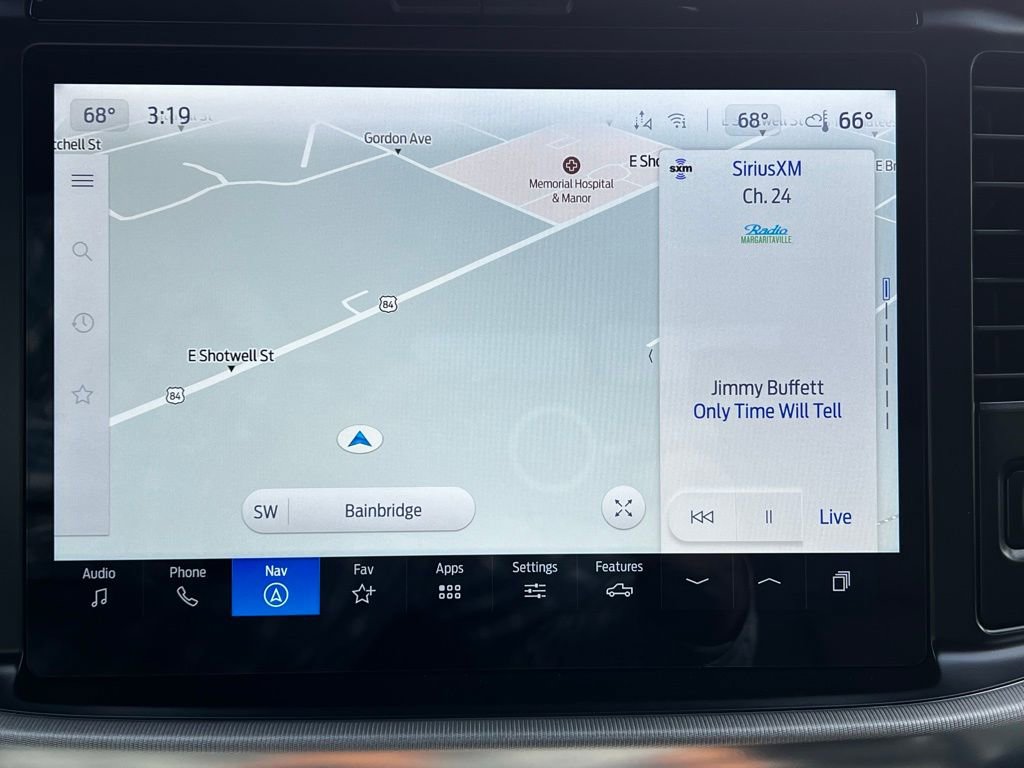 New 2025 Ford F150 Lariat w/ Equipment Group 502A High image 24